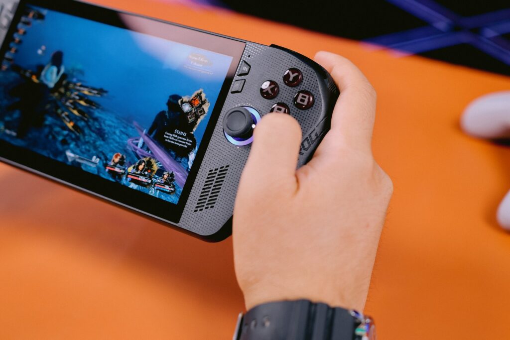 ROG Xbox Ally X Review Play