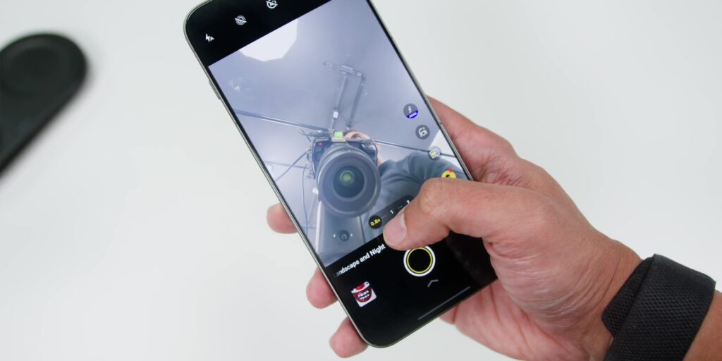 vivo X300 Pro vs iPhone 17 Pro: In-Depth Camera Comparison 50 6.2 vivo selfie