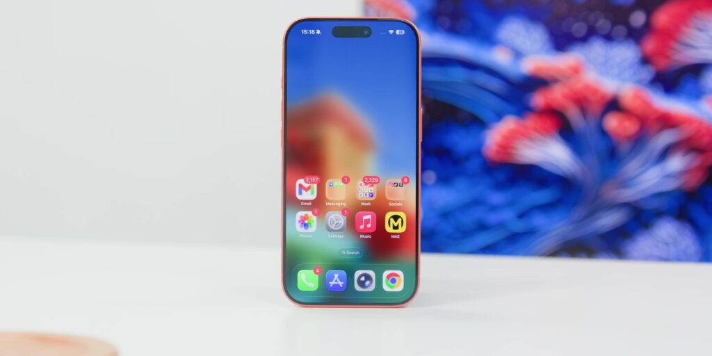 iPhone 17 Pro & Pro Max Review After 2 Weeks: The Biggest Upgrade You Can’t See? 43 7.3 ios 26 os