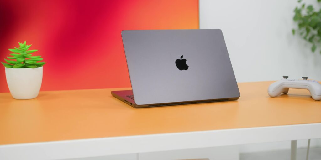 M5 MacBook Pro 14-inch