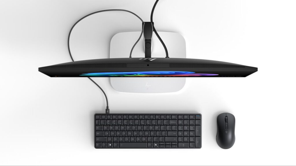 HP EliteBook G1a is a New PC Hidden Inside a Keyboard 2 HP EliteBook G1A PC Set Up