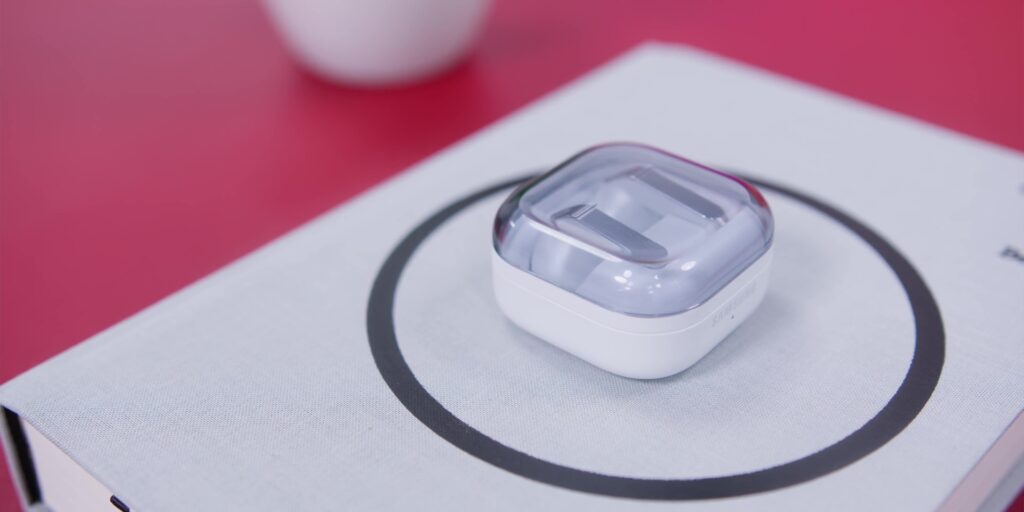 Samsung Galaxy Buds4 Pro Review: The Best Earbuds of 2026? 2 Close up of the redesigned Samsung Galaxy Buds4 Pro charging case featuring a transparent lid.