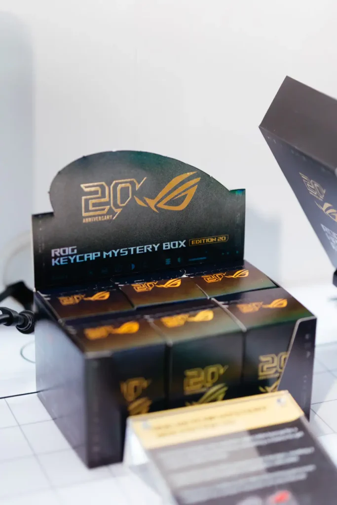ASUS ROG Edition 20 now in Malaysia: Ready to Spend RM68K? 7 ROG Edition 20 Keycap Mystery Box