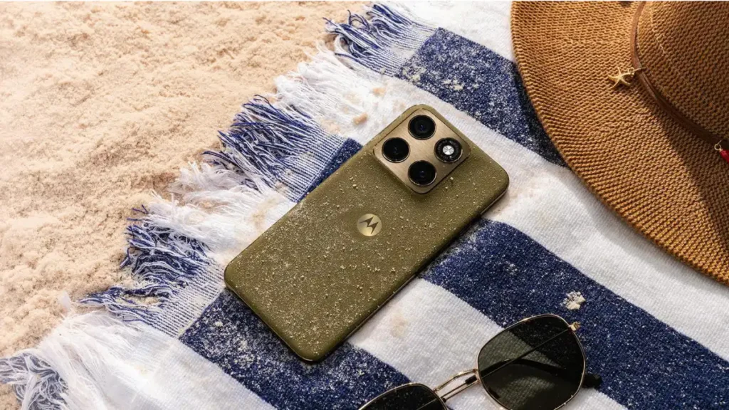 The 5,200-Nit Delusion: Why the New Motorola Edge Series' Record-Breaking Display is a Heat Throttling Trap 3 Motorola Edge 2026 durability
