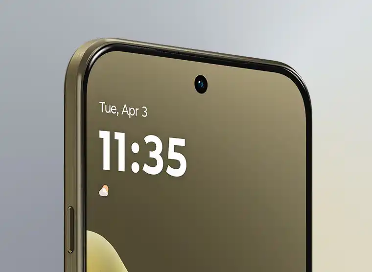 The 5,200-Nit Delusion: Why the New Motorola Edge Series' Record-Breaking Display is a Heat Throttling Trap 9 Motorola Edge 2026 selfie camera