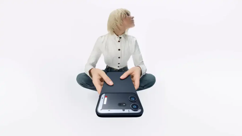 Nothing Phone (4b) Black lifestyle