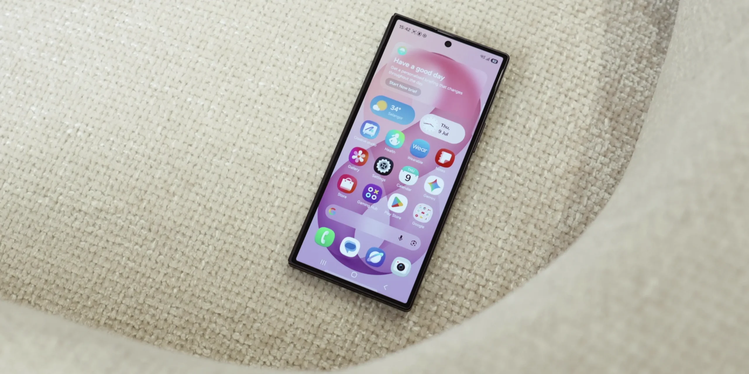 Samsung Galaxy Z Fold 8 Ultra folded mode