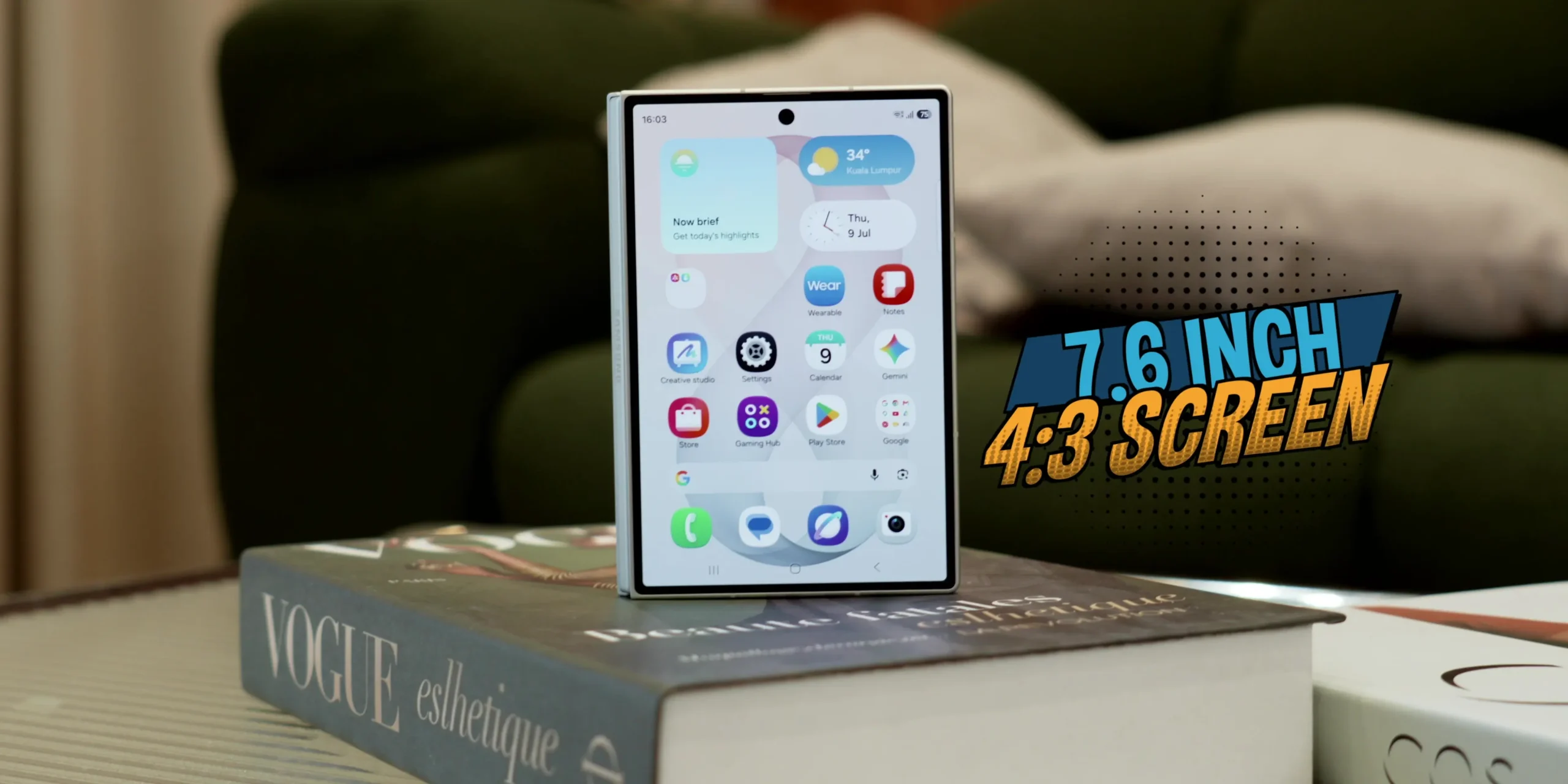 Samsung Galaxy Z Fold 8 display
