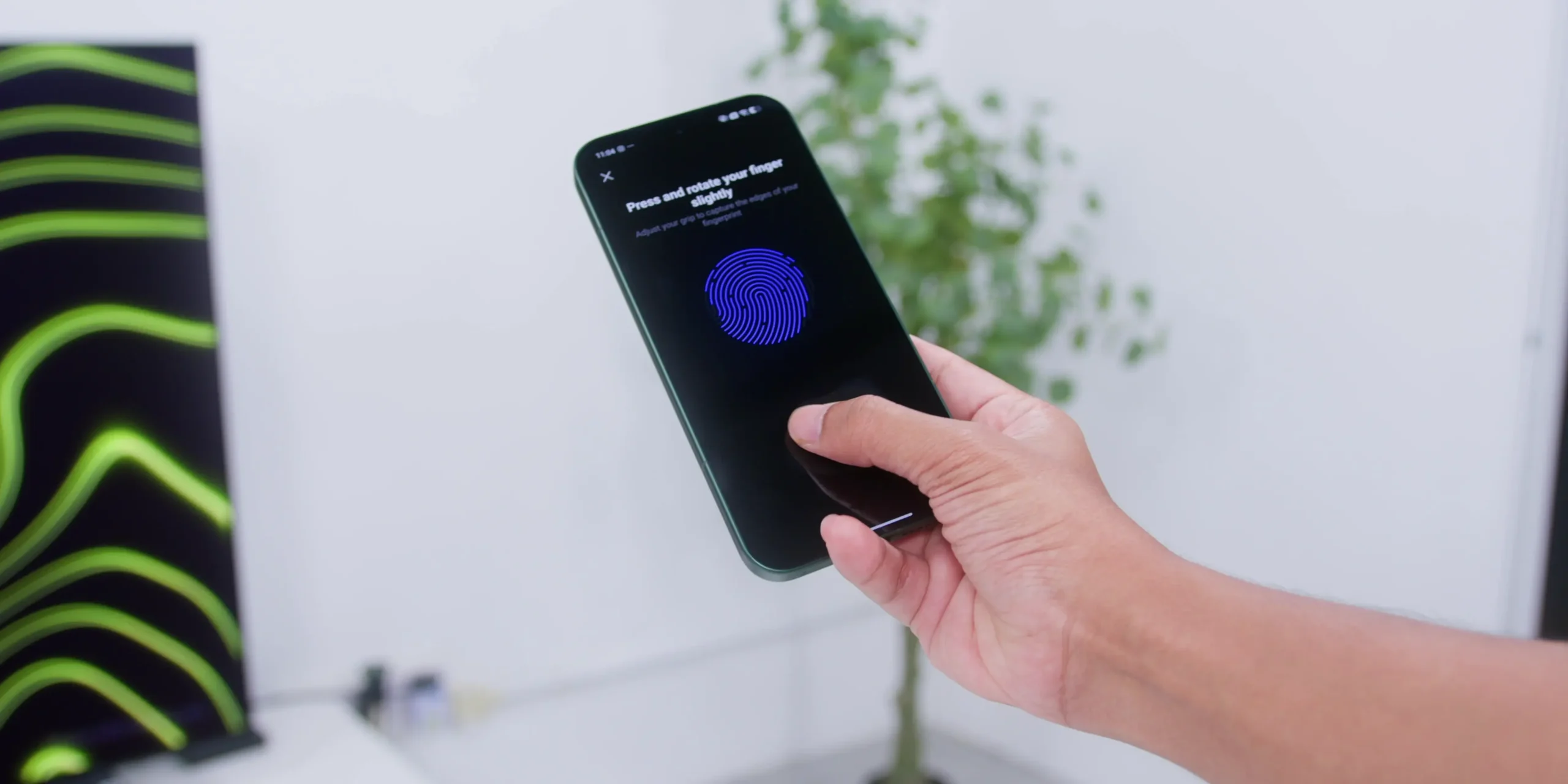 xiaomi ultra long term review fingerprint sensor